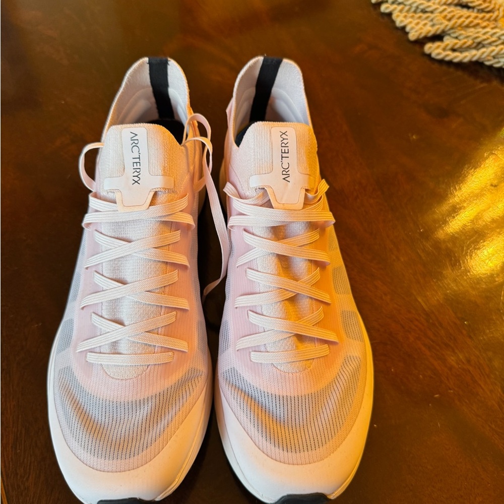 Arc'teryx Pink Athletic Shoes Sleek Design